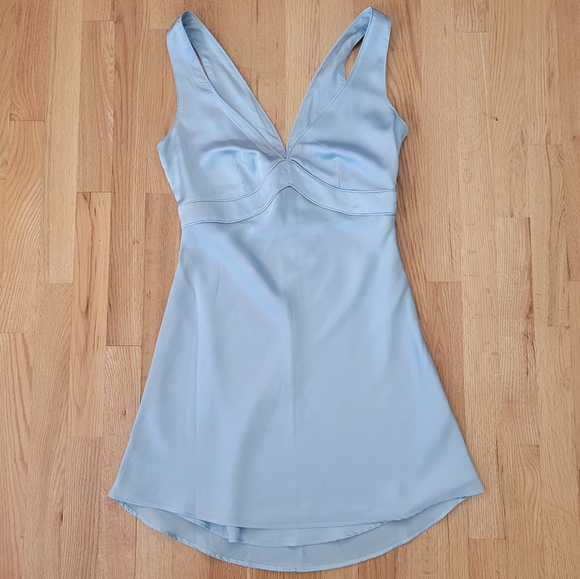 ABERCROMBIE & FITCH V-NECK SLEEVELESS SATIN MINI PARTY DRESS SZ SM TALL 💫NWT💫 - Picture 16 of 16